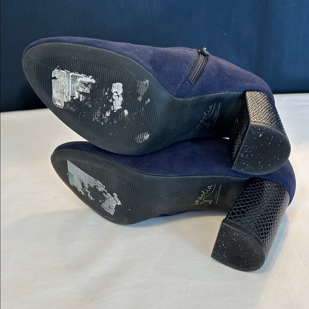 Navy Suede heeled boots Marks and Spencer London Size 6.5-7 suede zip booties - Picture 7 of 7